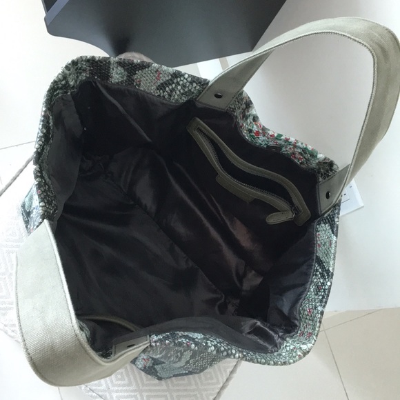 Faux python green handbag - Picture 2 of 5